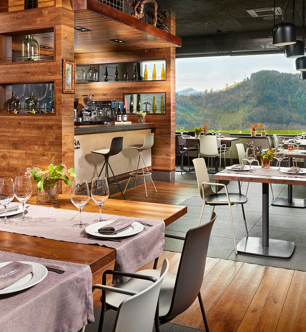 Bodega-Katxiña-Restaurant_1252x1360